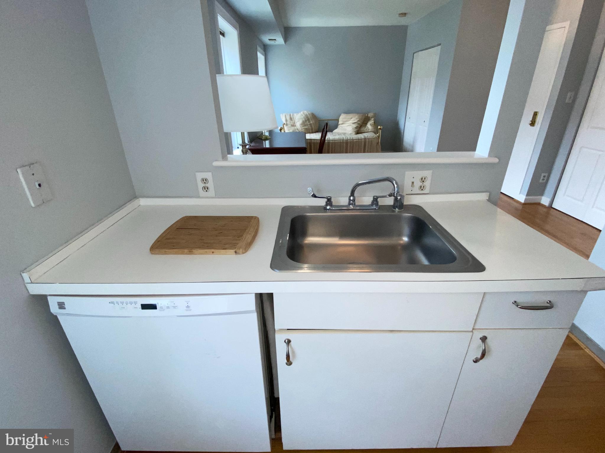 1426 21st Street Northwest, Unit 407 Washington, DC 20036 - Photo 9 of 15