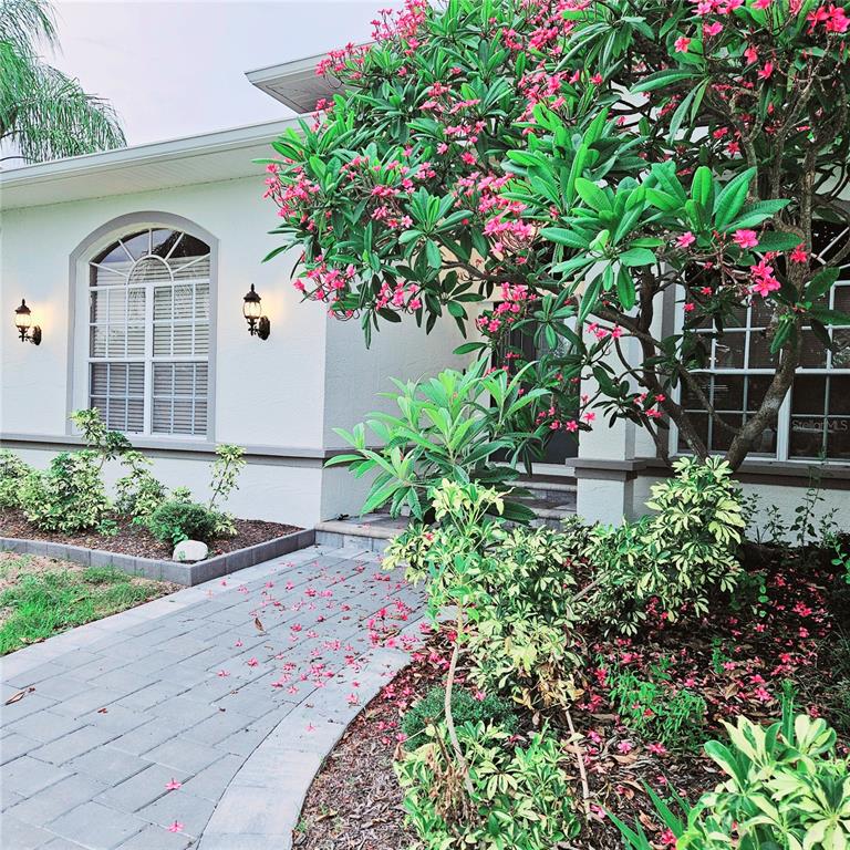 1415 Beach Club Lane Apollo Beach, FL 33572 - Photo 3 of 18