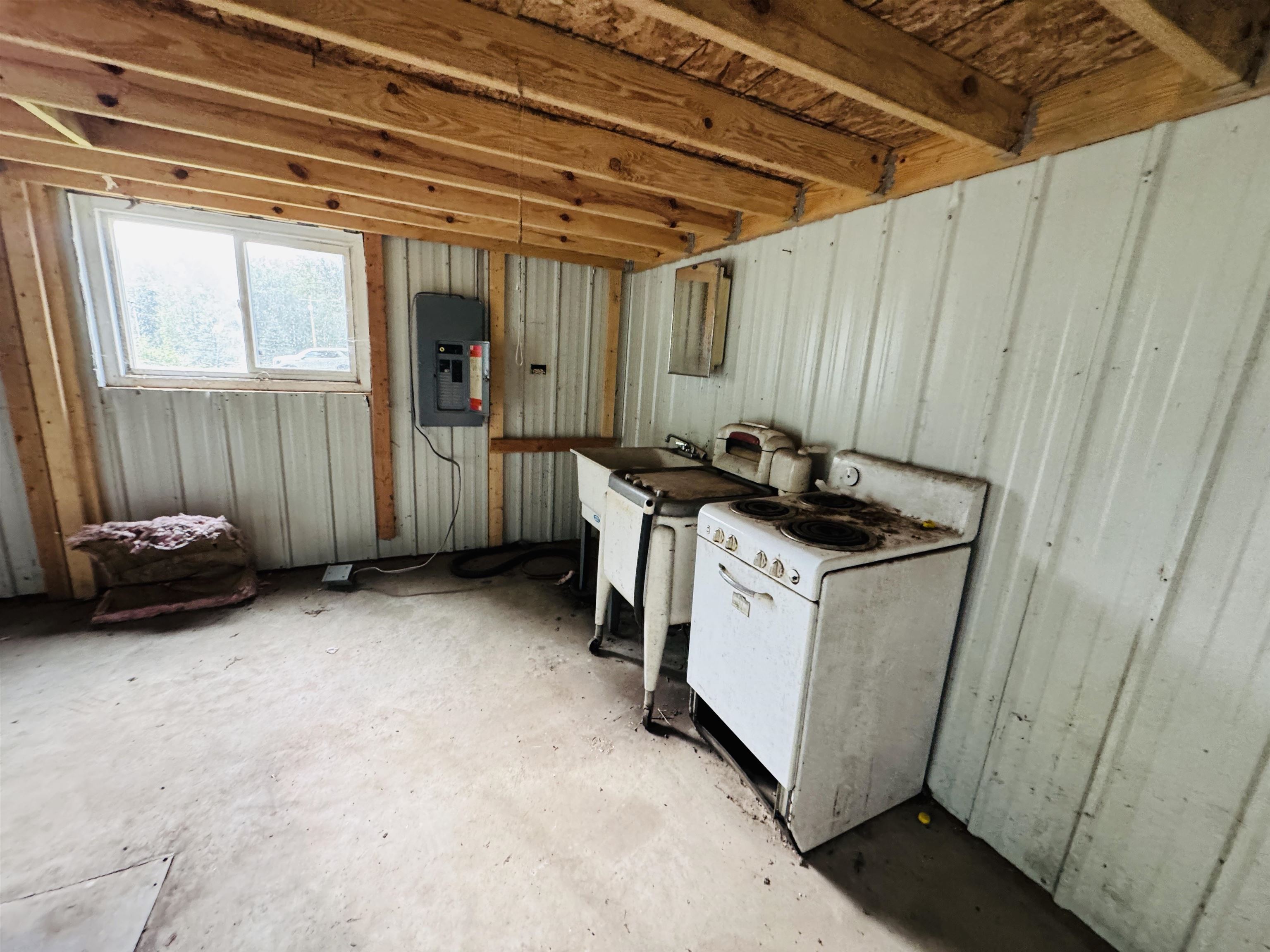 4174 North Dorr Road Merritt, MI 49667 - Photo 11 of 36