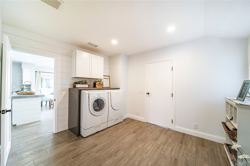 13682 Wheeler Place Tustin, CA 92780 - Photo 16 of 39