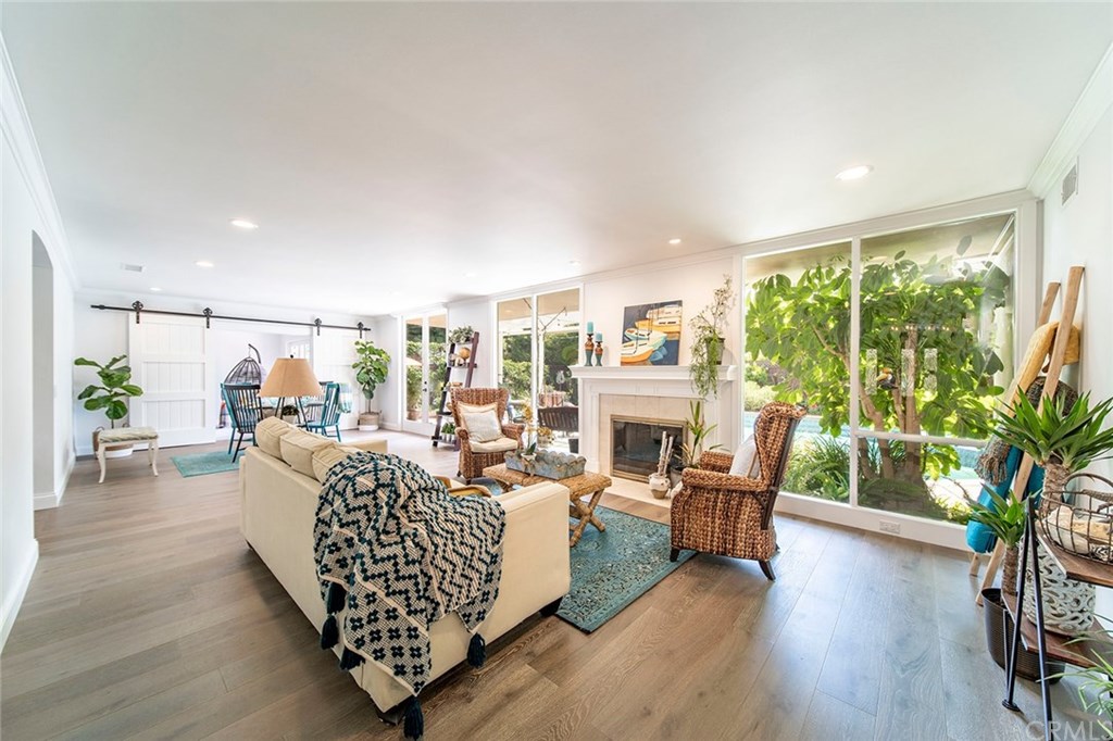 13682 Wheeler Place Tustin, CA 92780 - Photo 9 of 39