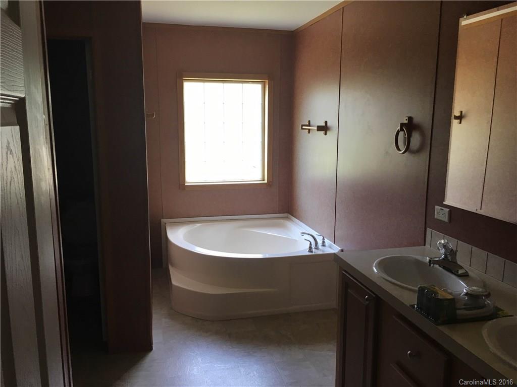 758 Murdock Road Richburg, SC 29729 - Photo 8 of 9 Gallery Image 8
