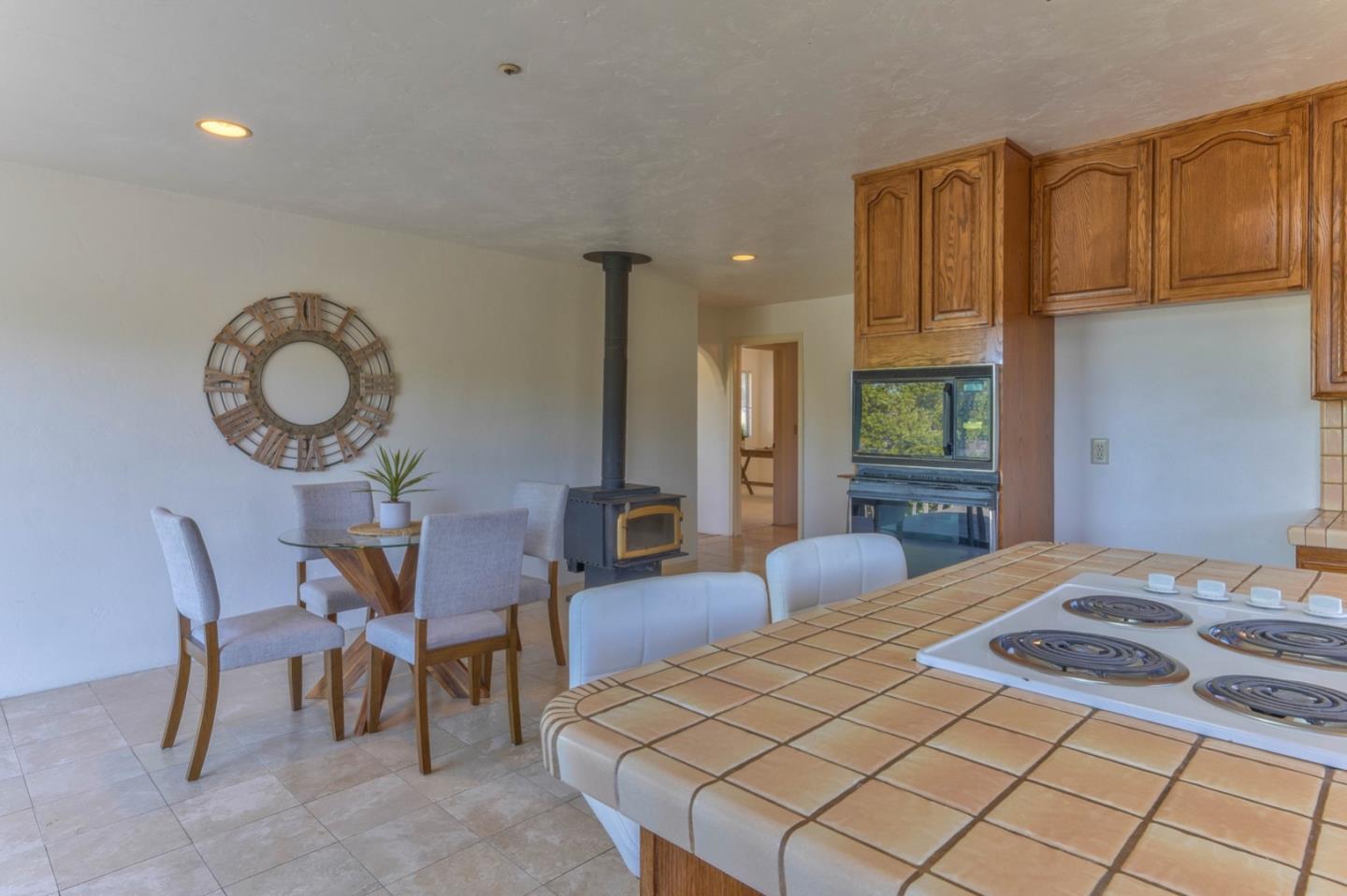 25380 Boots Road Monterey, CA 93940 - Photo 18 of 43 Gallery Image 18