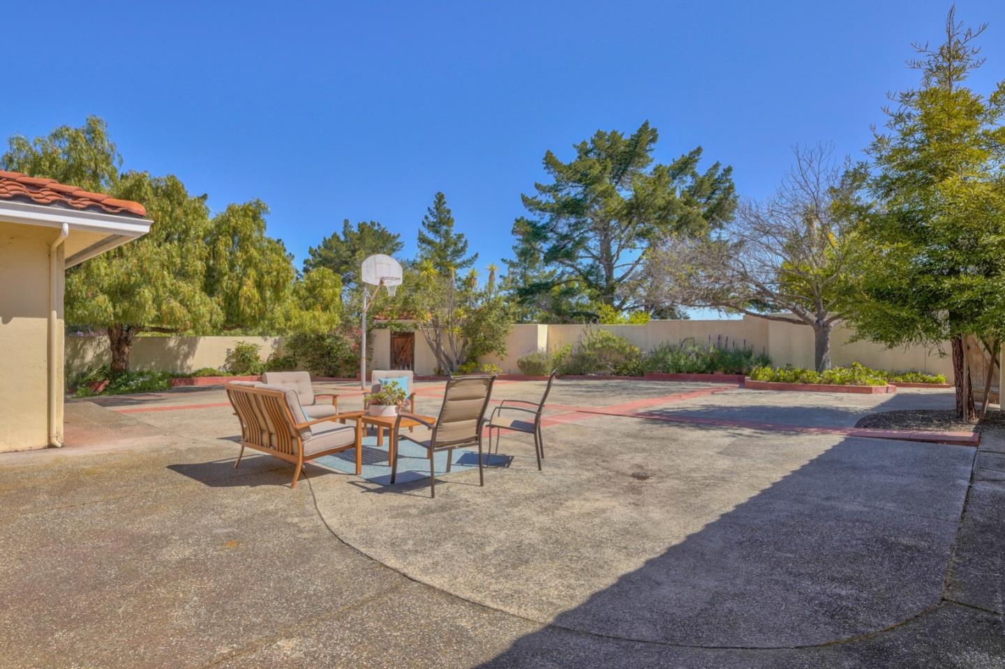 25380 Boots Road Monterey, CA 93940 - Photo 2 of 43 Gallery Image 2