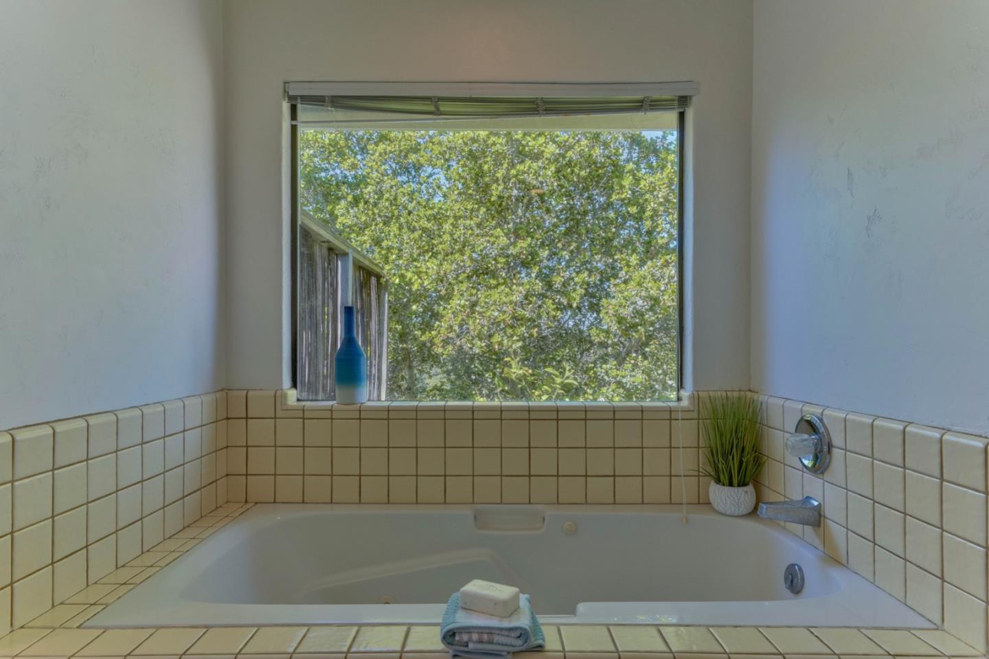 25380 Boots Road Monterey, CA 93940 - Photo 29 of 43 Gallery Image 29