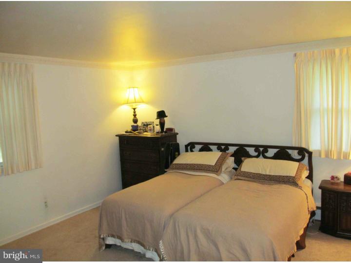 103 Parry Road Cinnaminson, NJ 08077 - Photo 12 of 21 Master Bedroom