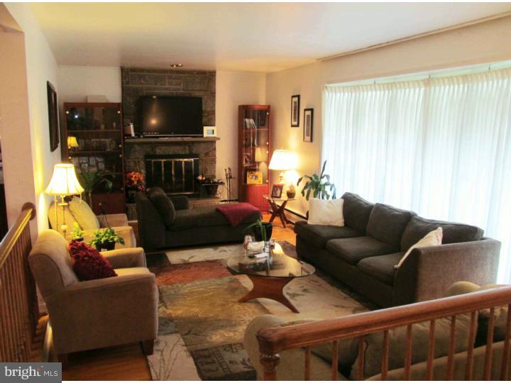 103 Parry Road Cinnaminson, NJ 08077 - Photo 4 of 21 Great Room