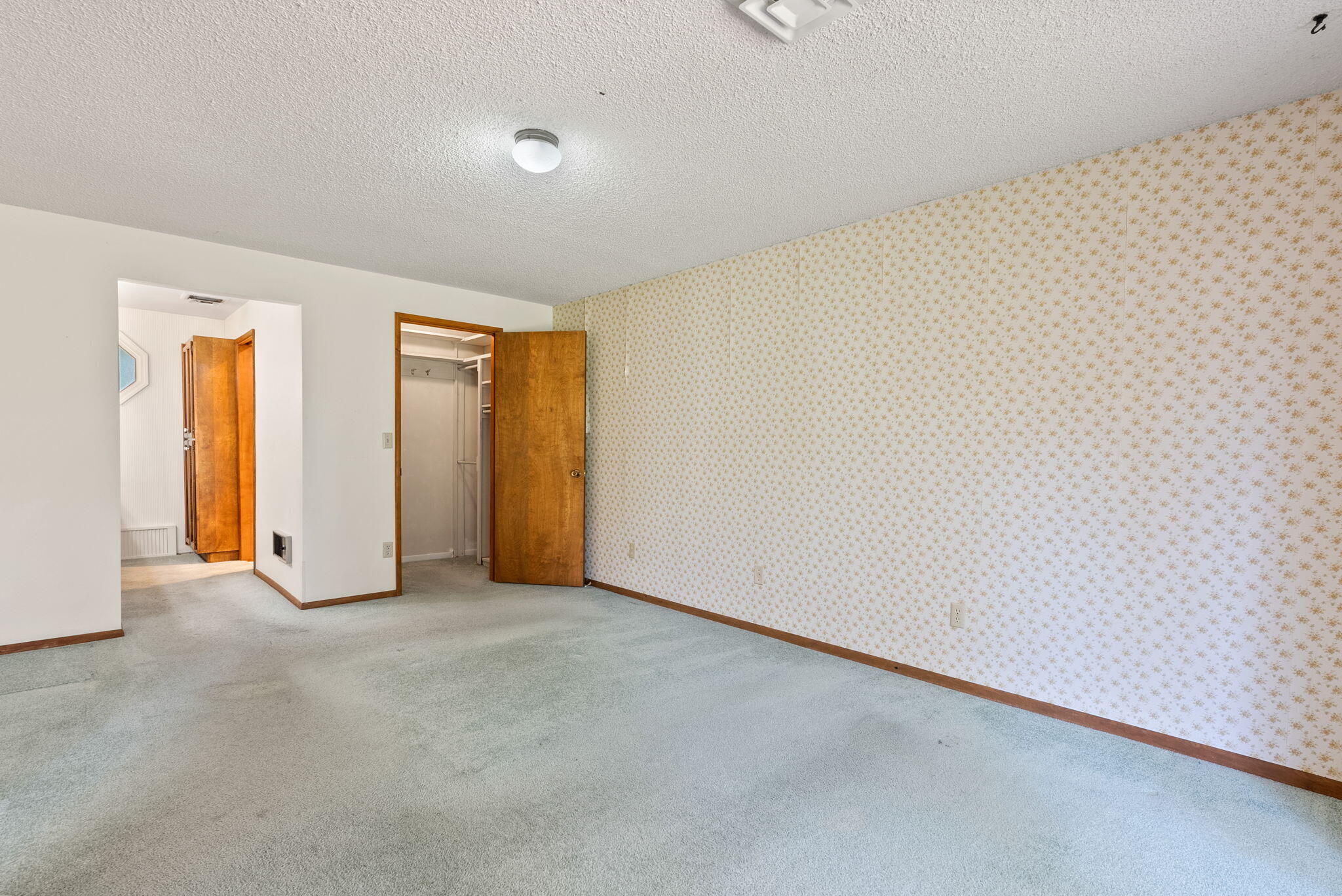 20388 Tailblock Road Bend, OR 97702 - Photo 28 of 56 51-web-or-mls-Riley Visuals-51
