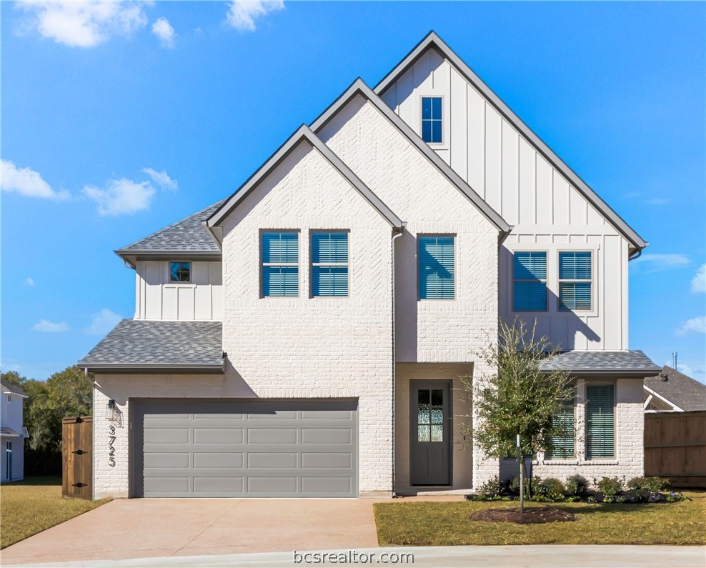 5084 Acadia Loop Bryan, TX 77802 - Photo 2 of 31 Photos depict previously completed Emma home. Selections and finishes may vary; please contact an RNL sales team for the latest information on this home.