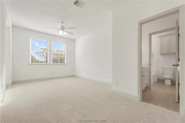$591,900 | 5084 Acadia Loop, Bryan, TX 77802