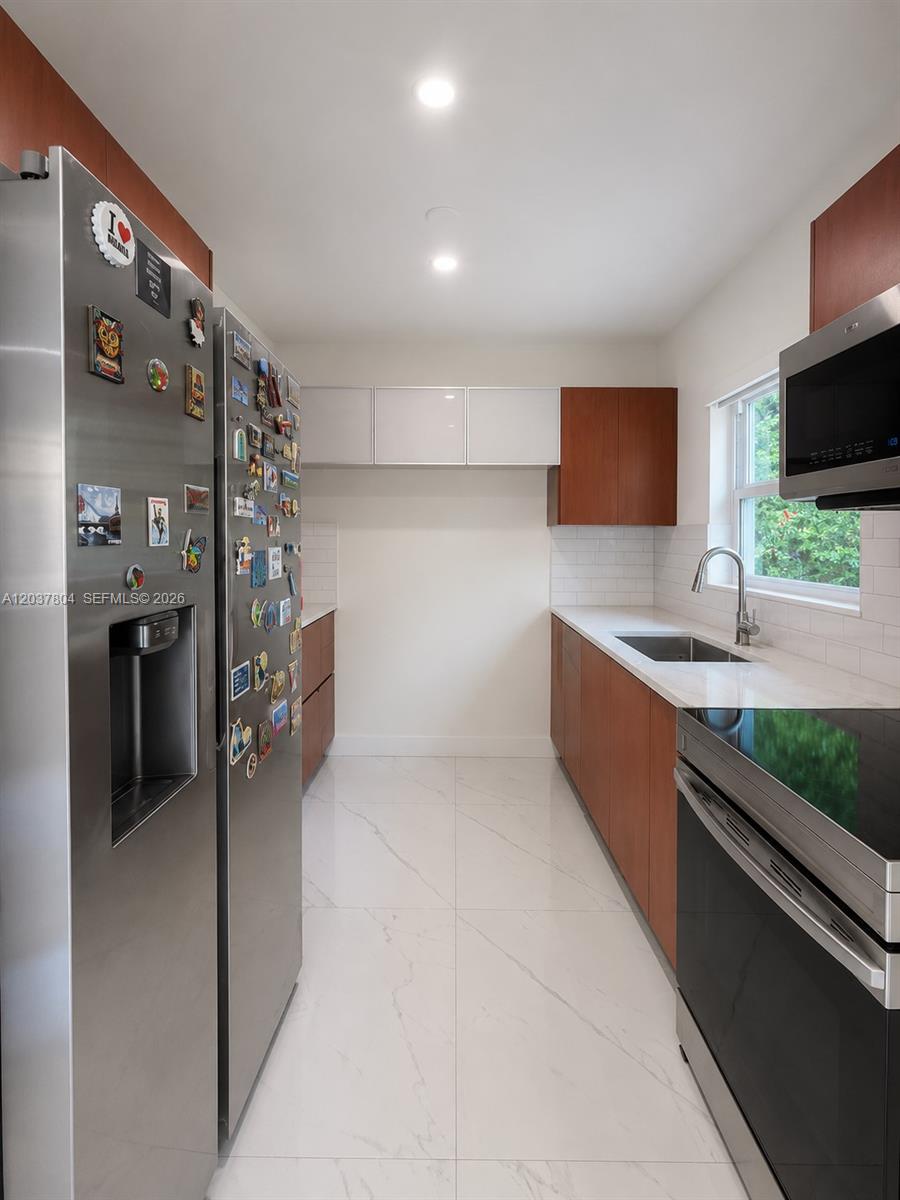 4240 Southwest 14th Street Miami, FL 33134 - Photo 6 of 16