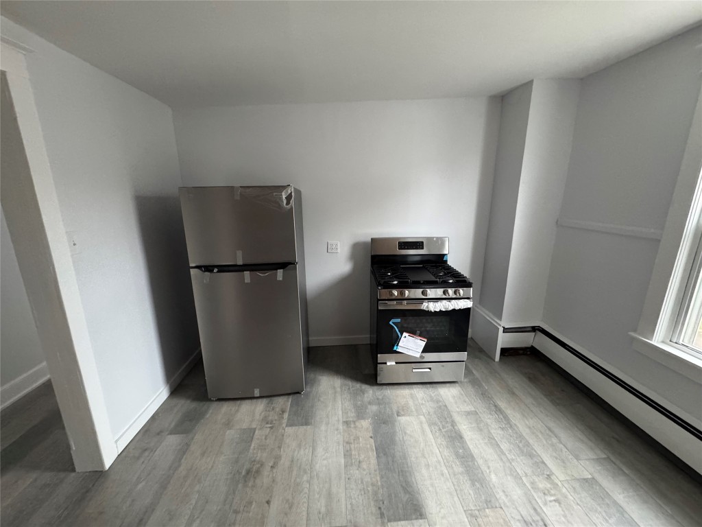 28 Emma Street Binghamton, NY 13905 - Photo 7 of 21