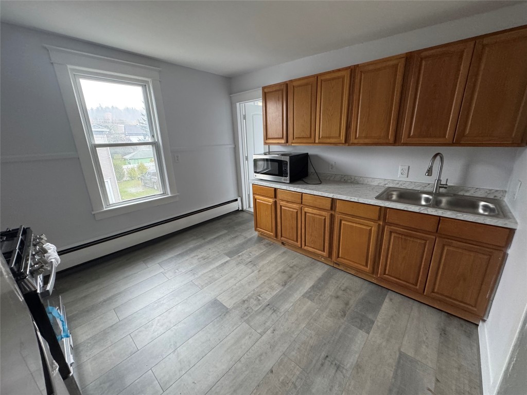 28 Emma Street Binghamton, NY 13905 - Photo 9 of 21