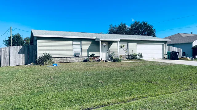 $269,900 | 2013 Southwest Burman Lane, Port St. Lucie, FL 34984