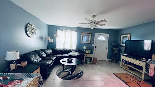 $269,900 | 2013 Southwest Burman Lane, Port St. Lucie, FL 34984