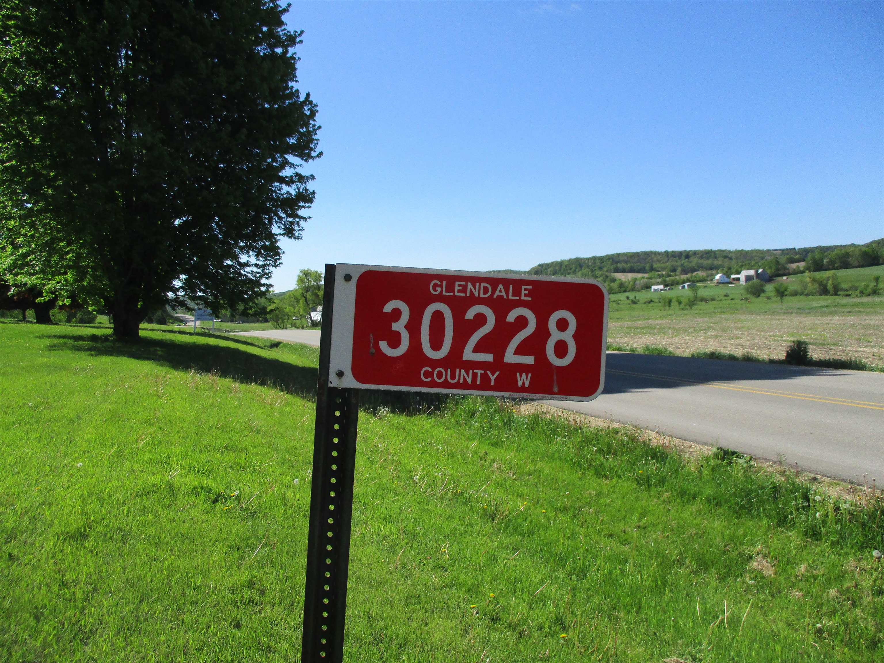 30228 County Road West Elroy, WI 53929 - Photo 21 of 25