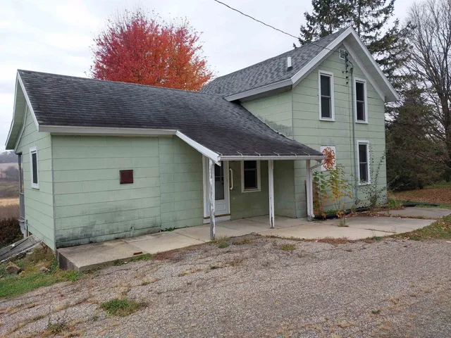 $624,950 | 30228 County Road West, Elroy, WI 53929