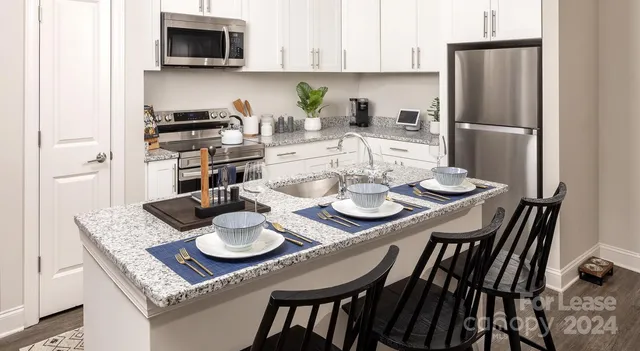 $1,360 | 8424 North Tryon Street, Unit A2, Charlotte, NC 28262