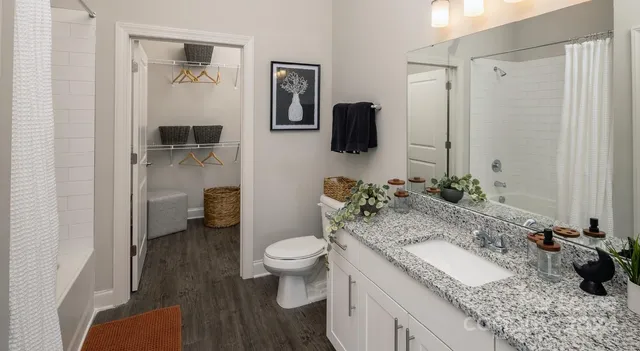 $1,360 | 8424 North Tryon Street, Unit A2, Charlotte, NC 28262