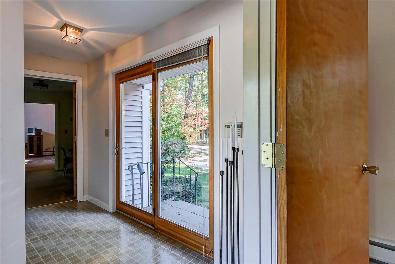 78 Gilcreast Road Londonderry, NH 03053 - Photo 13 of 40 Gallery Image 13