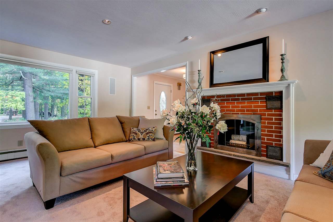 78 Gilcreast Road Londonderry, NH 03053 - Photo 6 of 40 Gallery Image 6