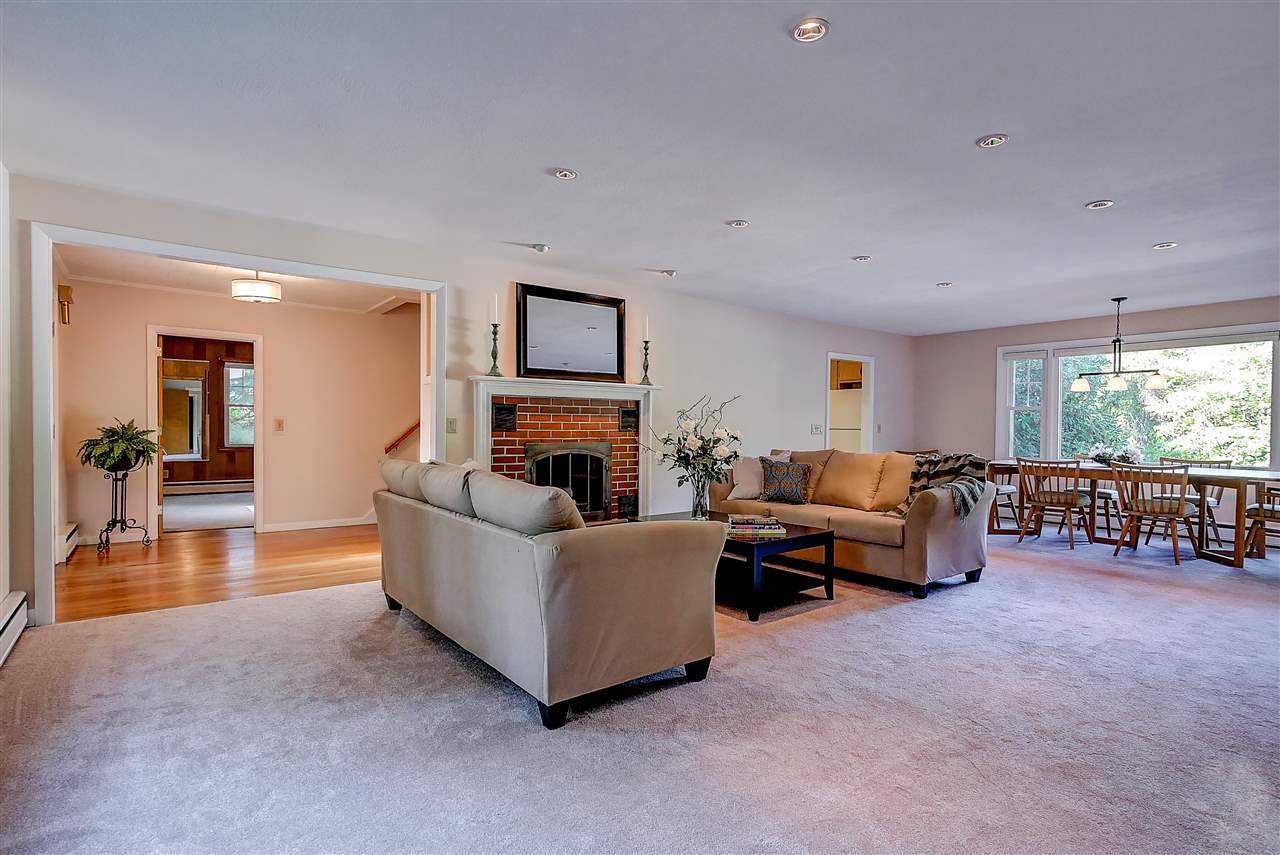 78 Gilcreast Road Londonderry, NH 03053 - Photo 8 of 40 Gallery Image 8