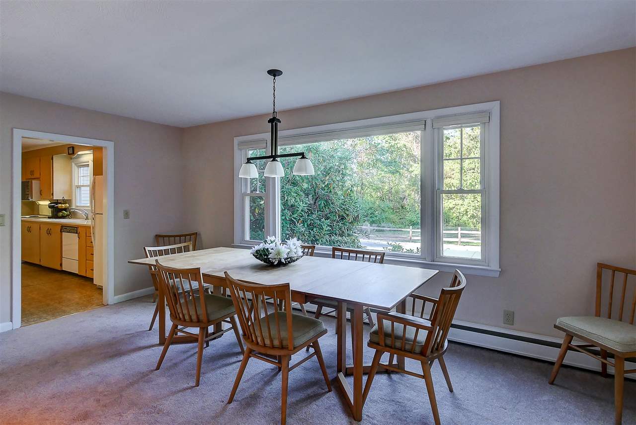 78 Gilcreast Road Londonderry, NH 03053 - Photo 9 of 40 Gallery Image 9