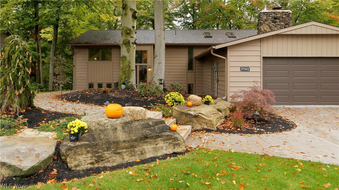 17592 Ridge Creek Road Strongsville, OH 44136 - Photo 2 of 35 Front of Home - Beautiful New Landscaping