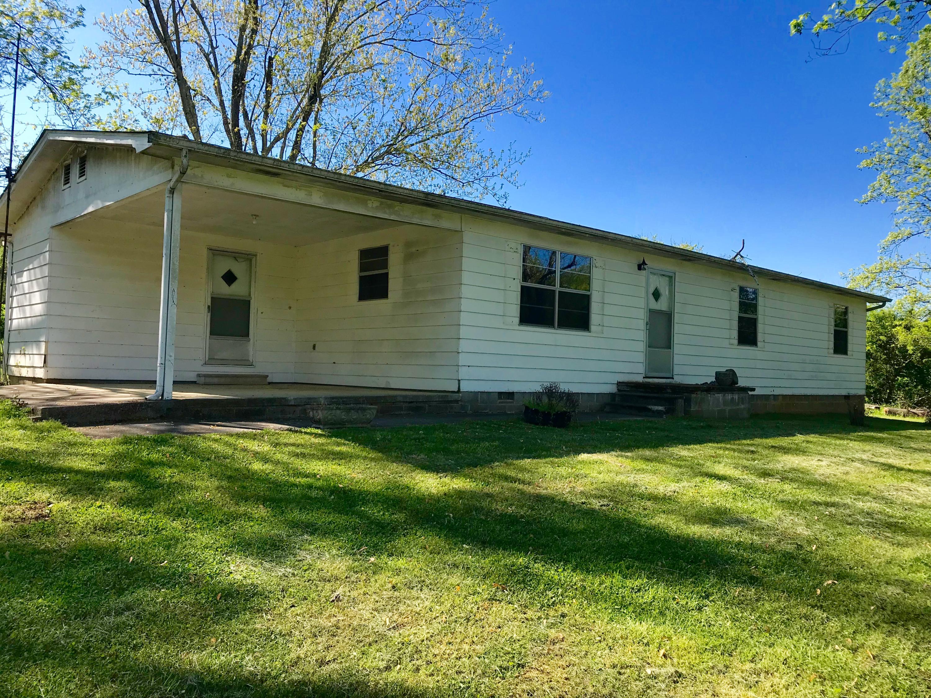 352 Co Road Sweetwater, TN 37874 - Photo 1 of 15 IMG_0843 2