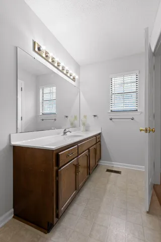 $349,900 | 2810 Majestic Drive, Ooltewah, TN 37363