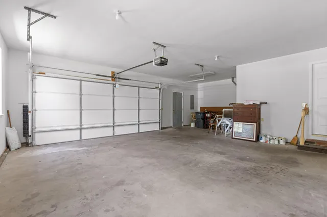 $349,900 | 2810 Majestic Drive, Ooltewah, TN 37363