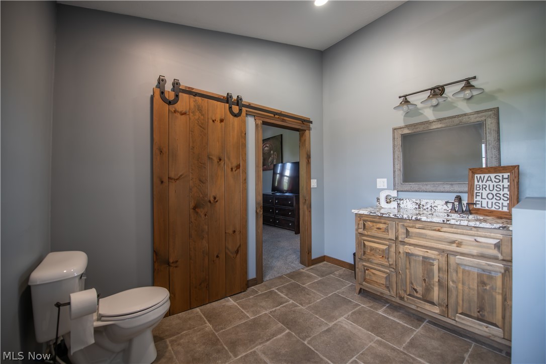9918 Ridge Road Southeast Uhrichsville, OH 44683 - Photo 28 of 42 2nd Floor Bath with soaking tub and Shower