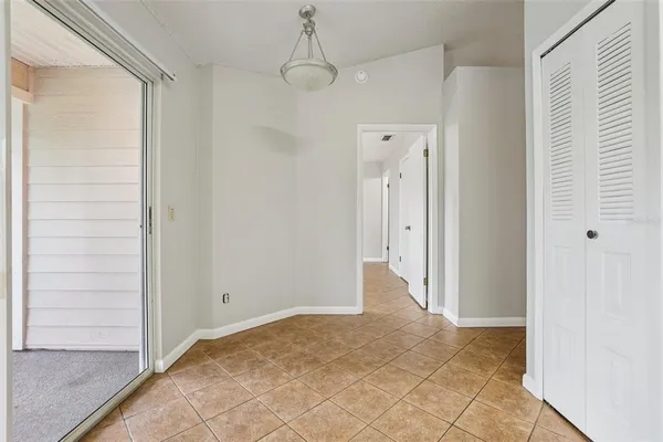 $229,000 | 128 Reserve Circle, Unit 208, Oviedo, FL 32765