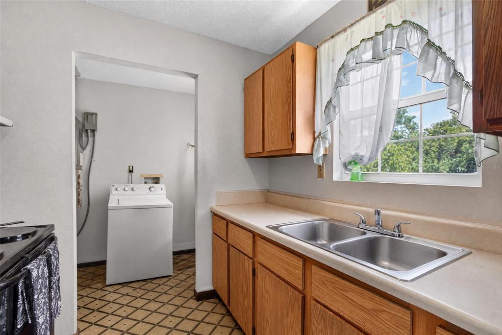 51 Massey Road Haines City, FL 33844 - Photo 7 of 18 Gallery Image 7