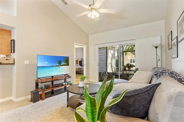 $165,900 | 4700 Southwest Archer Road, Unit 79, Gainesville, FL 32608