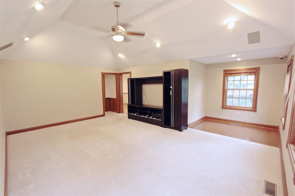 2410 South Post Road Indianapolis, IN 46239 - Photo 8 of 45 Gallery Image 8