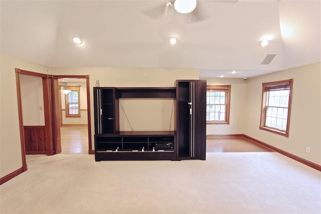 2410 South Post Road Indianapolis, IN 46239 - Photo 9 of 45 Gallery Image 9