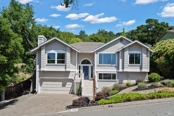 $1,279,000 | 213 Deborah Court, Novato, CA 94949