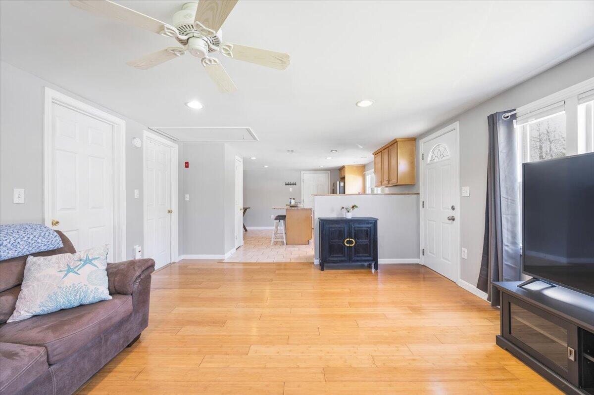 255 Alfred Road Kennebunk, ME 04043 - Photo 17 of 45 16-255 Alfred-16