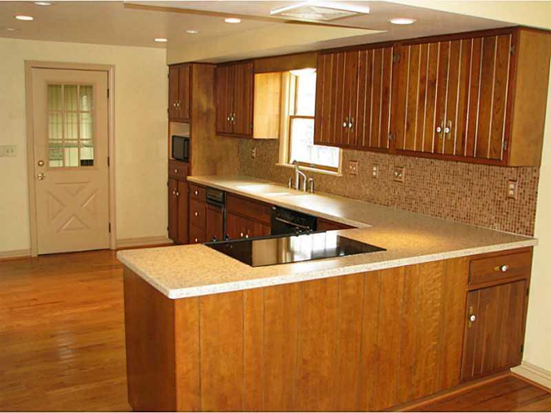 13029 Pne Holw Rd Extension Trafford, PA 15085 - Photo 11 of 25 Kitchen.