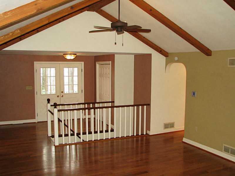 13029 Pne Holw Rd Extension Trafford, PA 15085 - Photo 16 of 25 Living Room.