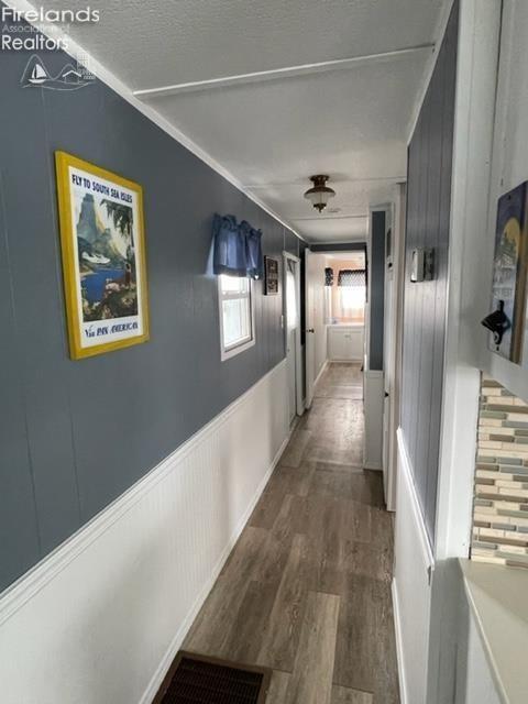 1090 West Richey Road, Unit 7 Port Clinton, OH 43452 - Photo 3 of 12 Gallery Image 3