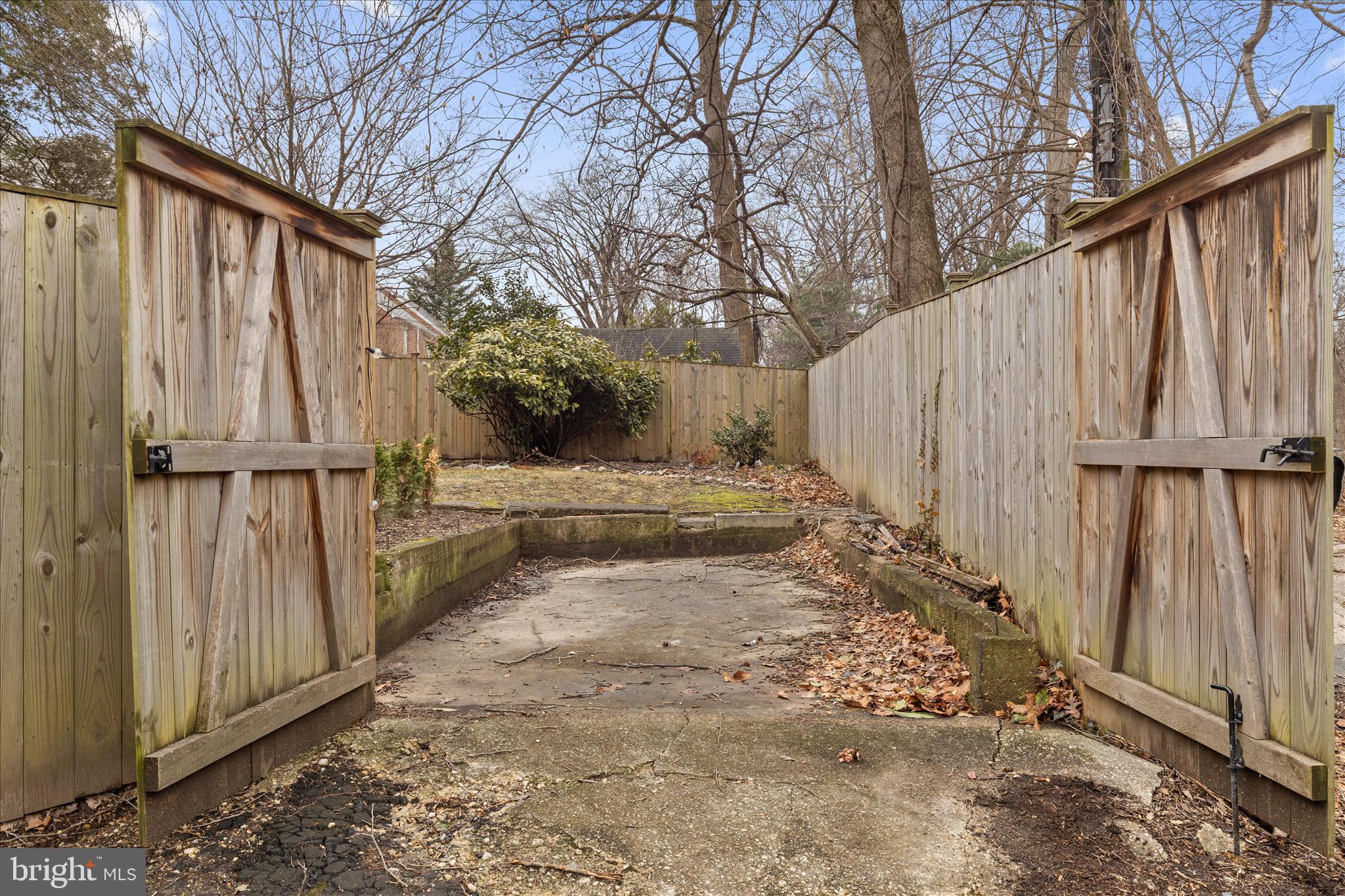 5352 29th Street Northwest Washington, DC 20015 - Photo 45 of 45 a view of a pathway of a house with wooden fence