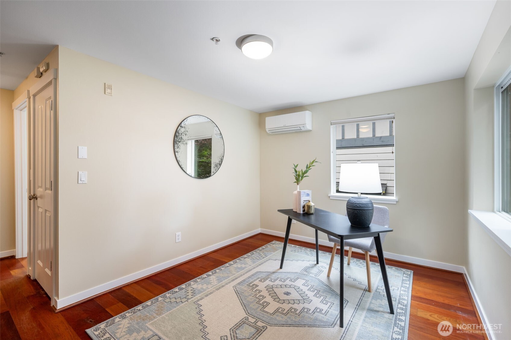 1011 North 50th Street, Unit D Seattle, WA 98103 - Photo 13 of 33