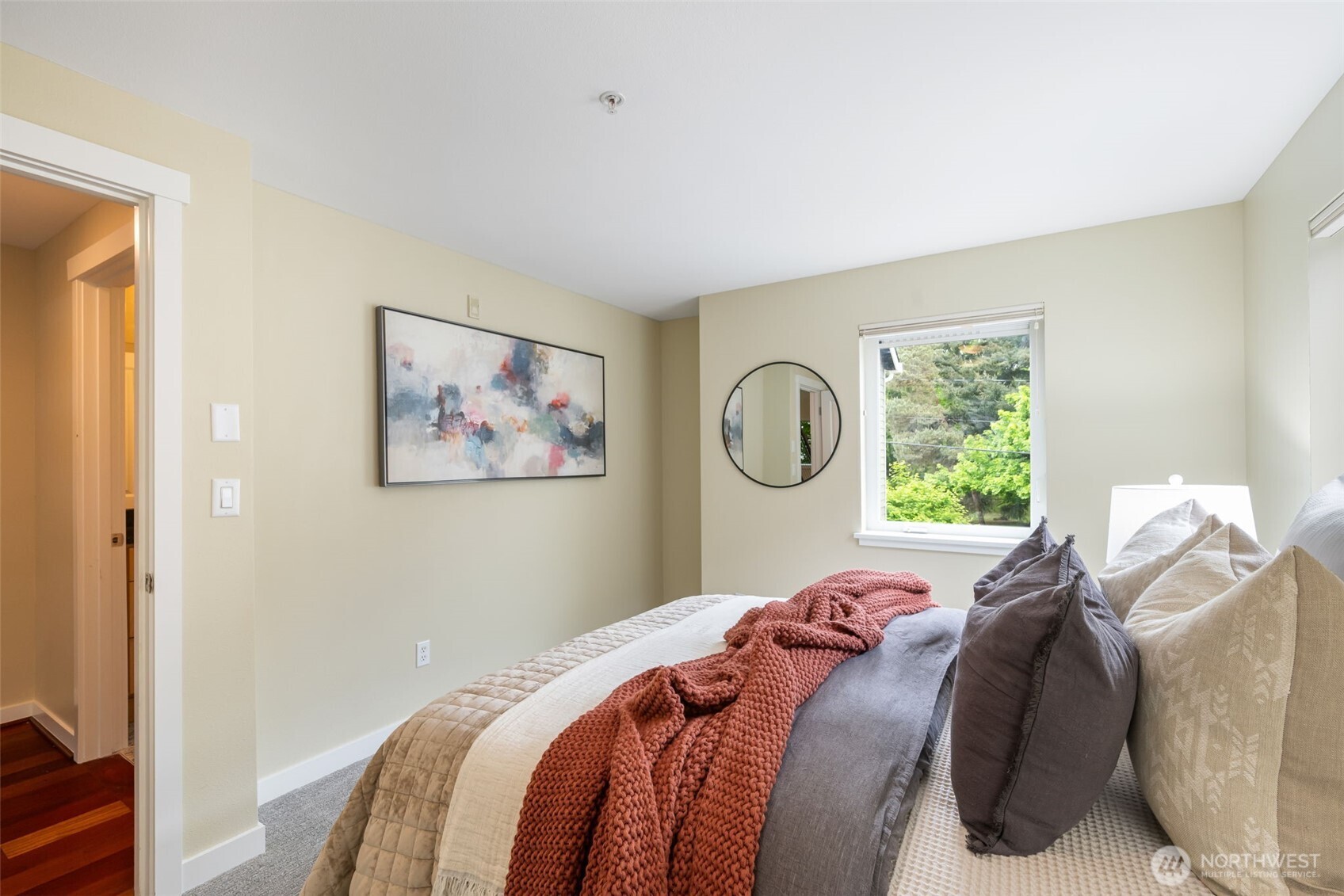 1011 North 50th Street, Unit D Seattle, WA 98103 - Photo 18 of 33