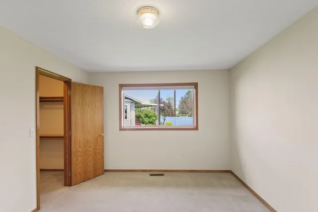 $405,000 | 1946 South Century Lane, Spokane Valley, WA 99037