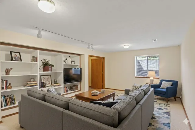 $405,000 | 1946 South Century Lane, Spokane Valley, WA 99037