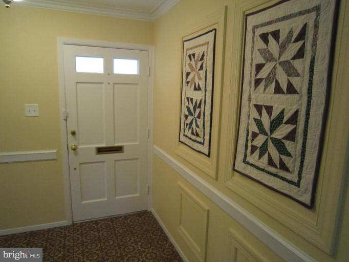 9204 Lawnview Lane Laurel, MD 20708 - Photo 19 of 24 Welcome Home!