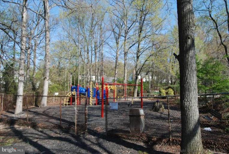 9204 Lawnview Lane Laurel, MD 20708 - Photo 21 of 24 Montpelier Playground