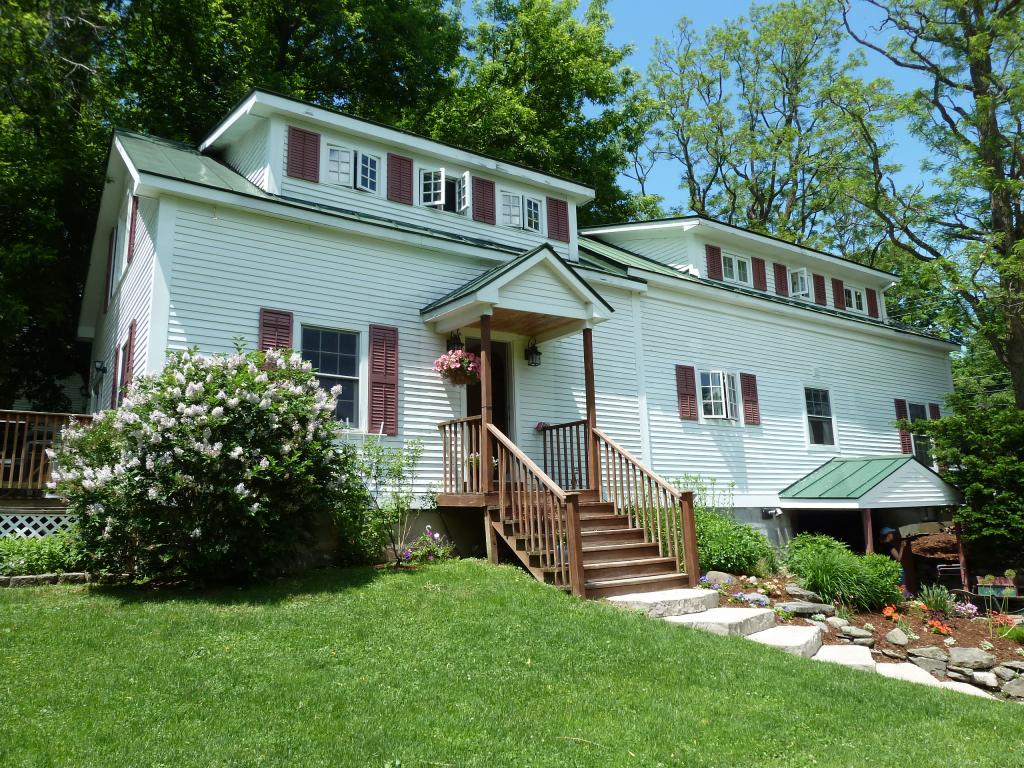 8242 Williston Road Williston, VT 05495 - Photo 1 of 34